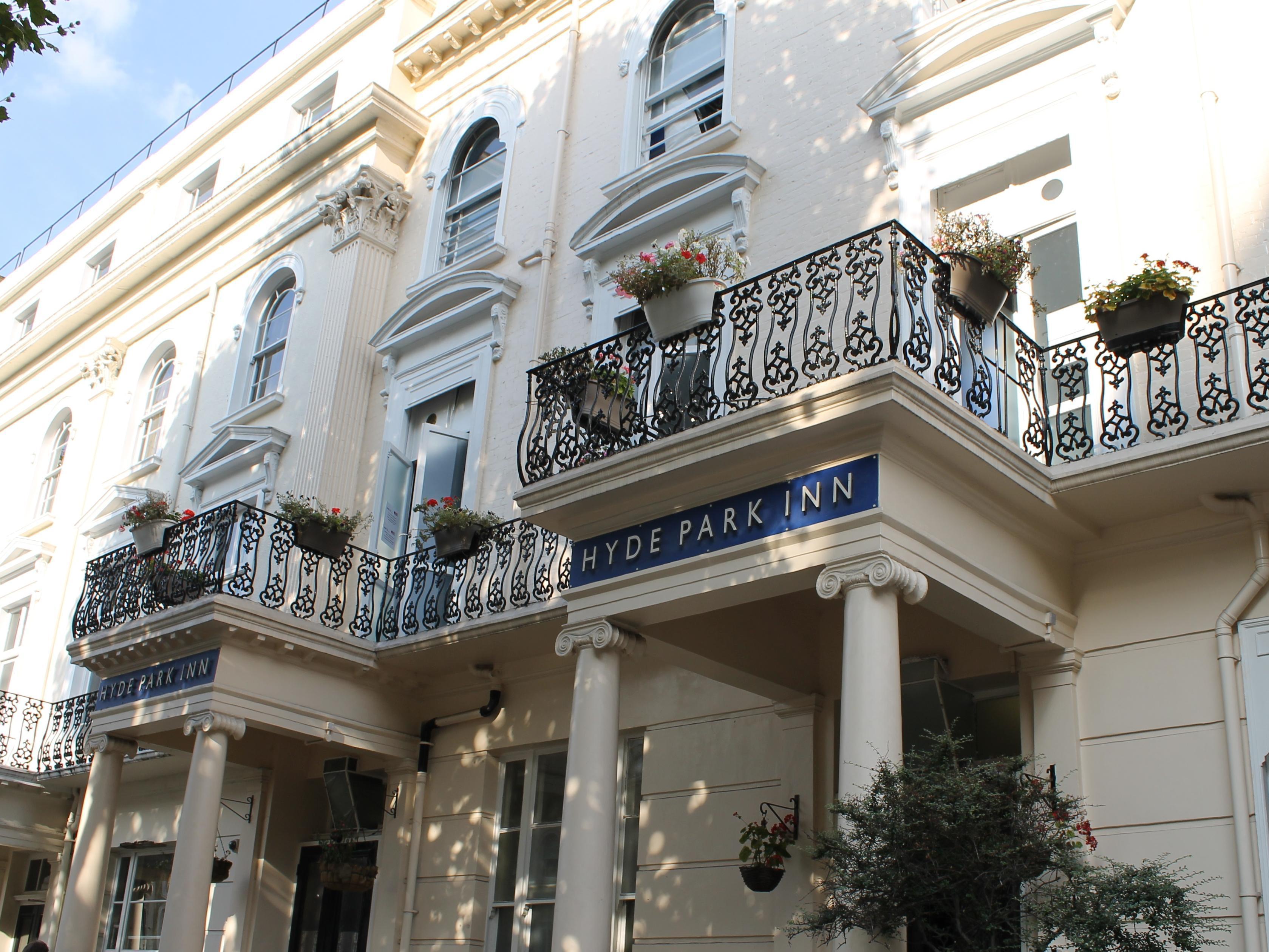 Smart Hyde Park Inn Лондон Экстерьер фото